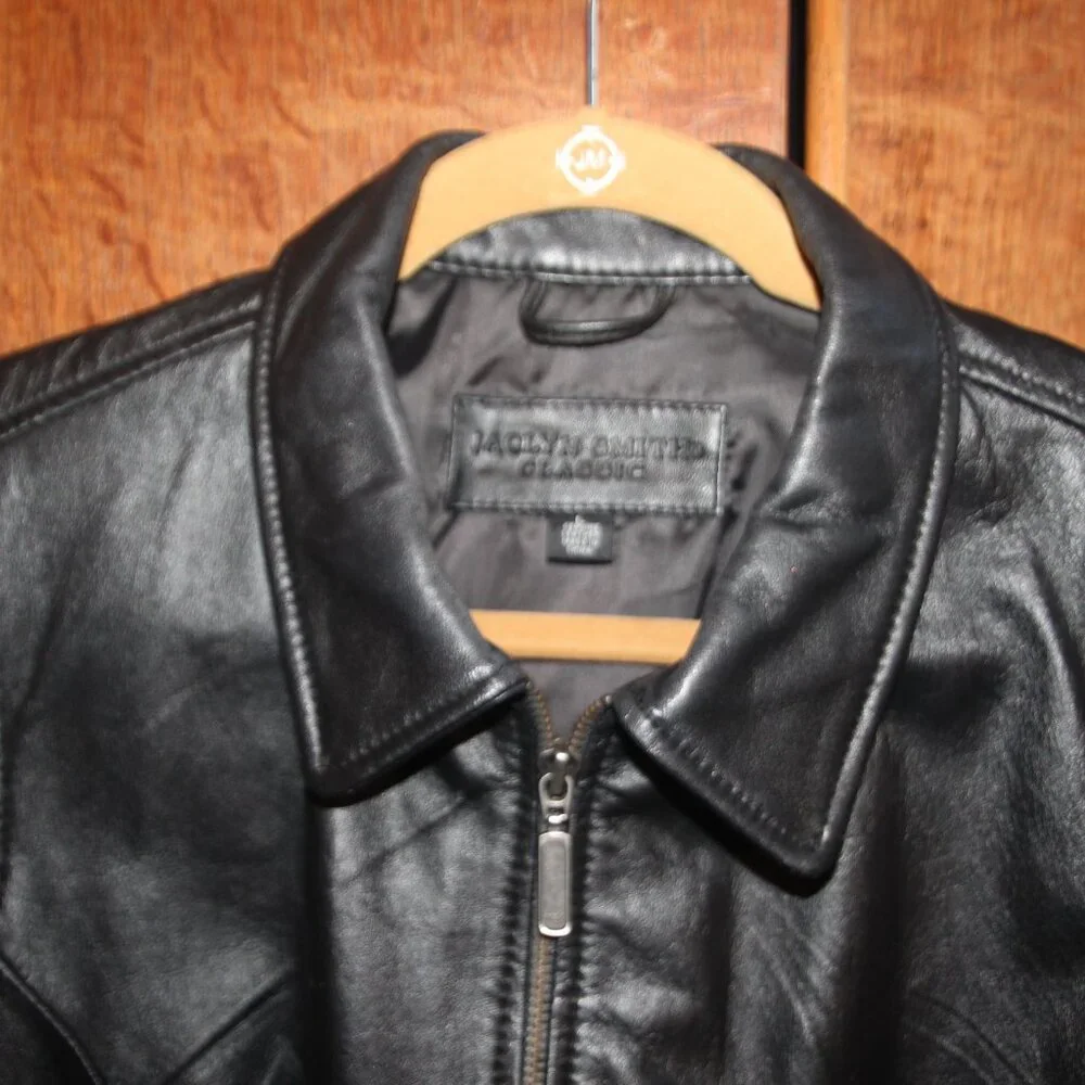 Jacket, leather with knitted sleeves and back. Size L. Jaclyn Smith. Good. - Picture 7 of 10